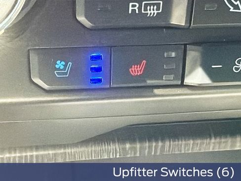 Used 2020 Ford F350 Lariat w/ Lariat Ultimate Package image 26