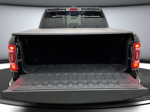 Used 2021 RAM 1500 Laramie AWD/4WD image 7