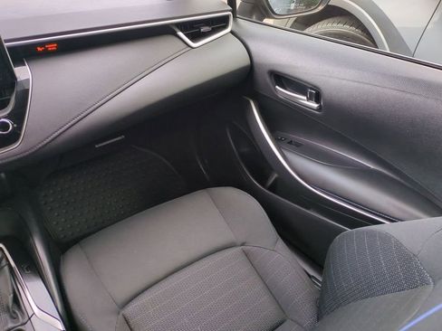 Used 2020 Toyota Corolla SE image 16