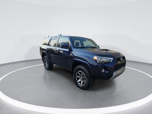 Used 2018 Toyota 4Runner TRD Off-Road AWD/4WD image 2