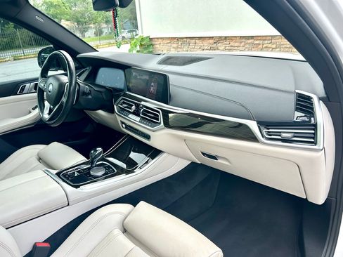 Used 2019 BMW X5 xDrive40i w/ Premium Package 2 image 21