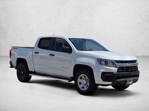 Used 2022 Chevrolet Colorado W/T w/ WT Convenience Package AWD/4WD image 3