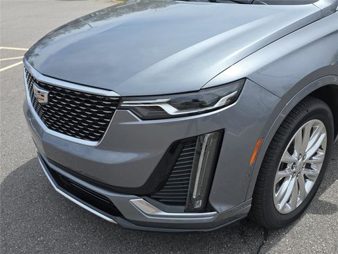 Used 2020 Cadillac XT6 Premium Luxury AWD/4WD image 20