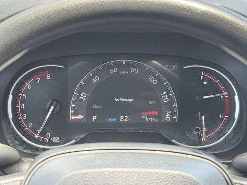 Certified 2025 Toyota RAV4 LE AWD/4WD image 14