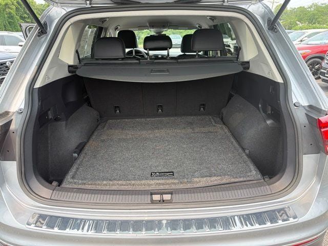 Certified 2023 Volkswagen Tiguan SE AWD/4WD image 27