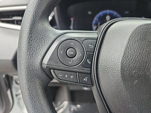 Used 2026 Toyota Corolla LE FWD image 14