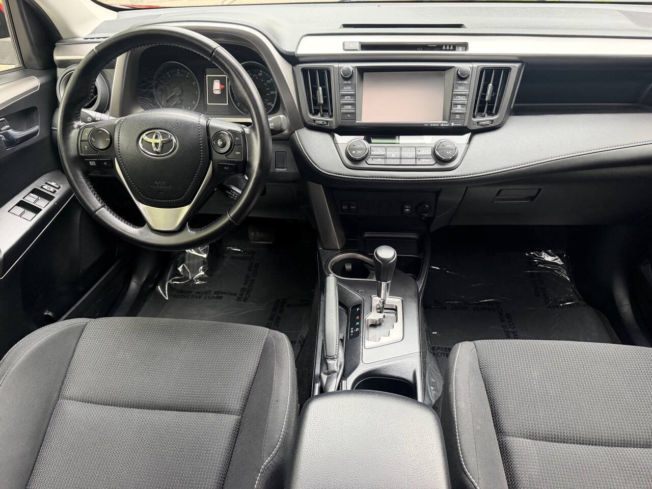 Used 2017 Toyota RAV4 XLE FWD image 17