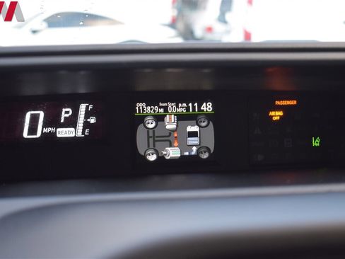 Used 2017 Toyota Prius C One image 17