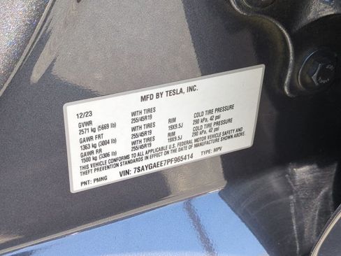 Used 2023 Tesla Model Y Long Range AWD/4WD image 26