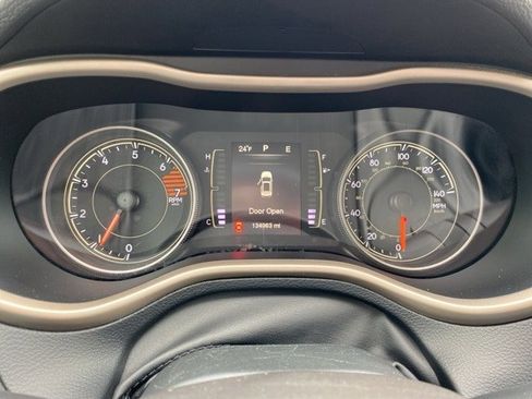 Used 2016 Jeep Cherokee Latitude w/ Cold Weather Group image 25