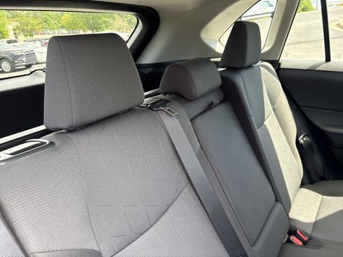 Used 2025 Toyota RAV4 XLE FWD image 21