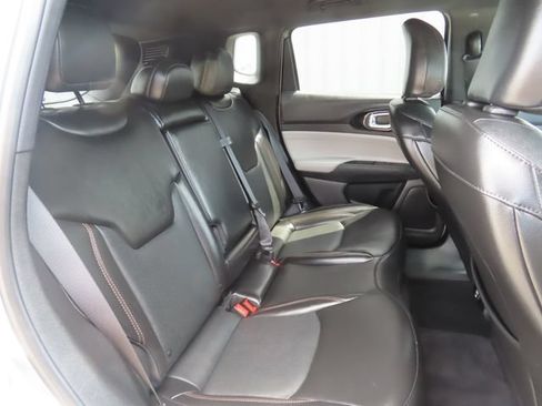 Used 2023 Jeep Compass Limited AWD/4WD image 30