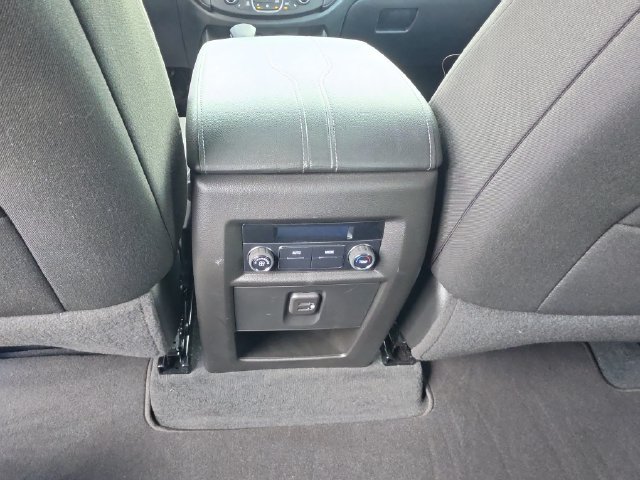Certified 2022 Chevrolet Traverse LT FWD image 13
