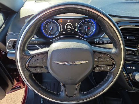 Used 2019 Chrysler Pacifica Limited w/ Advanced Safetytec Group image 21