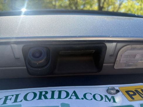 Used 2025 Kia Sportage LX FWD image 20