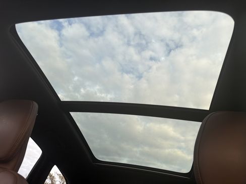 Certified 2022 Volvo XC60 B5 Inscription w/ Advanced Package image 28