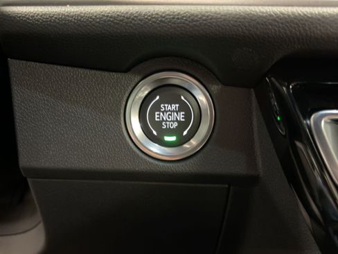 New 2026 Chevrolet Traverse LT w/ Sun and Wheel Package image 27