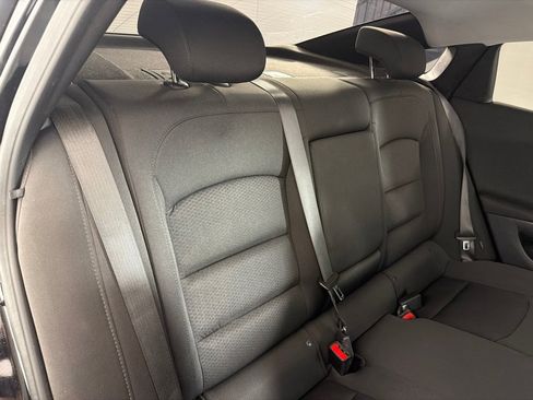 Used 2020 Chevrolet Malibu LT FWD image 21