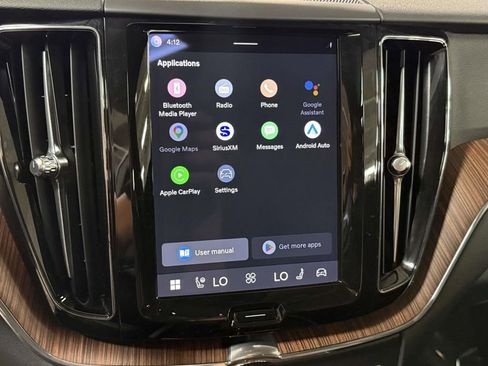 Used 2023 Volvo XC60 B5 Plus w/ Climate Package AWD/4WD image 6