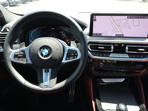 Used 2025 BMW X4 xDrive30i w/ Premium Package AWD/4WD image 13