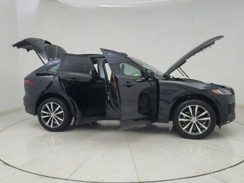 Used 2025 Jaguar F-PACE R-Dynamic S image 72