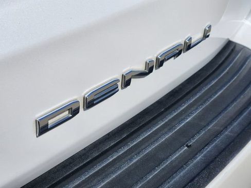 Used 2024 GMC Yukon Denali AWD/4WD image 10