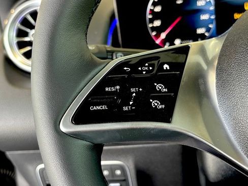 Certified 2026 Mercedes-Benz GLB 250 4MATIC image 24