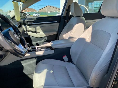 Used 2023 Nissan Altima 2.5 SV w/ SV Premium Package image 31