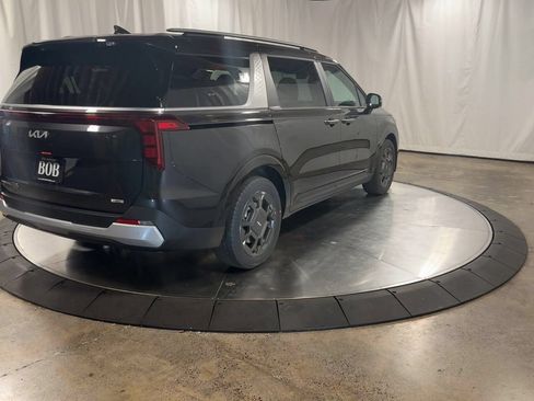 New 2026 Kia Carnival EX FWD image 8