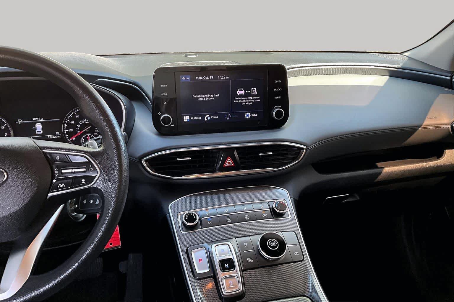 Used 2021 Hyundai Santa Fe SE FWD image 7