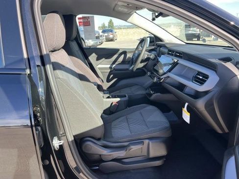 New 2027 Chevrolet Bolt LT w/ Comfort Package image 27