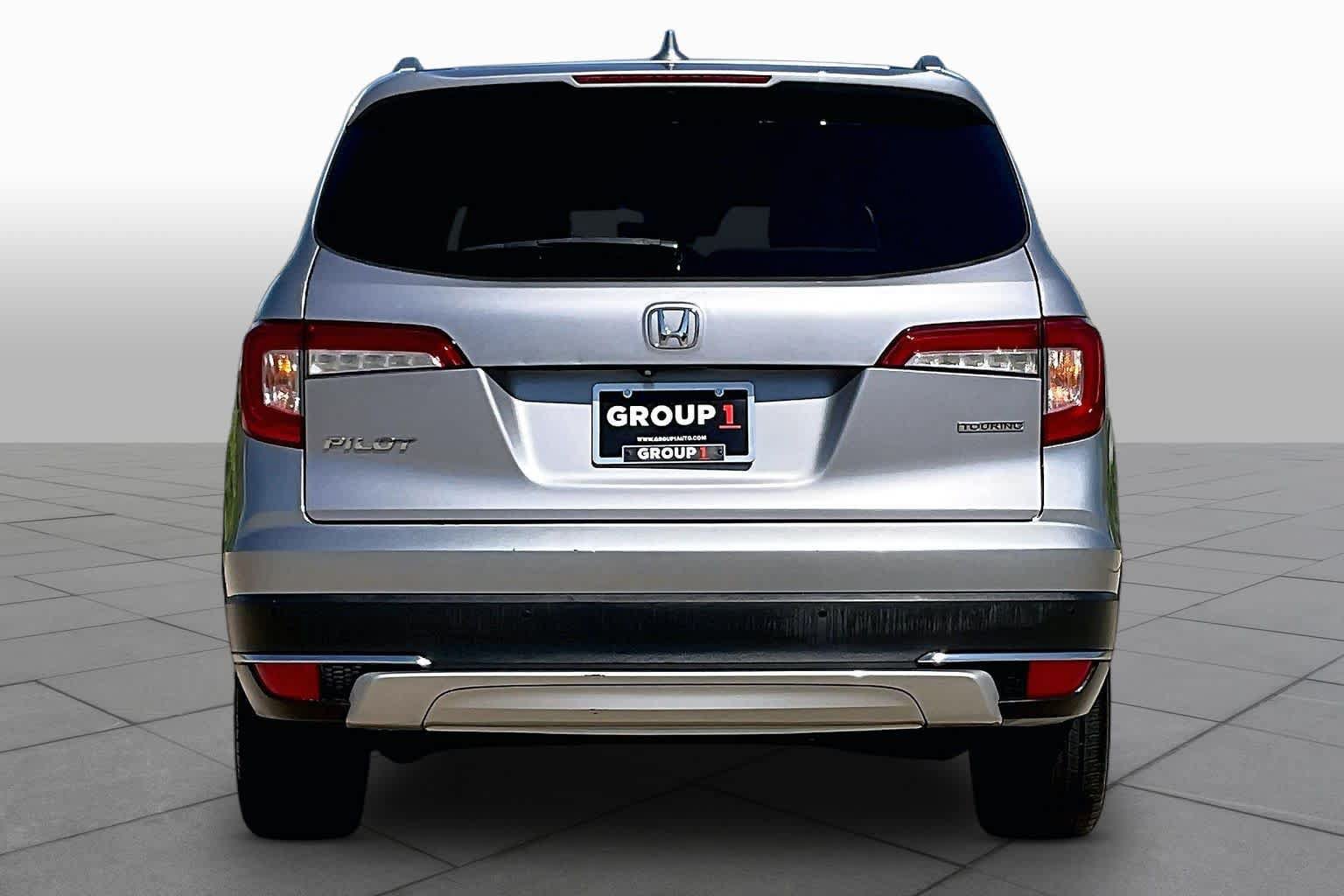 Used 2019 Honda Pilot Touring image 5