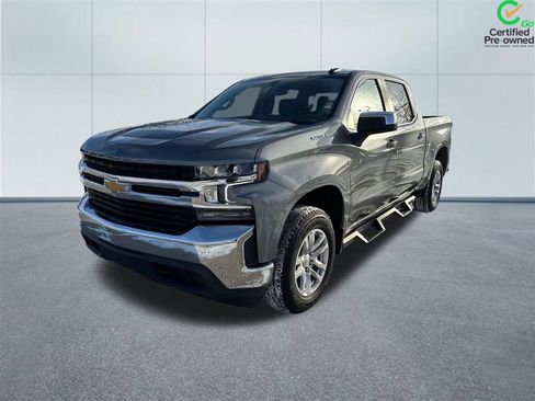 Used 2021 Chevrolet Silverado 1500 LT image 2