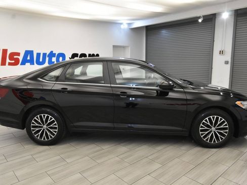Used 2019 Volkswagen Jetta SE image 6