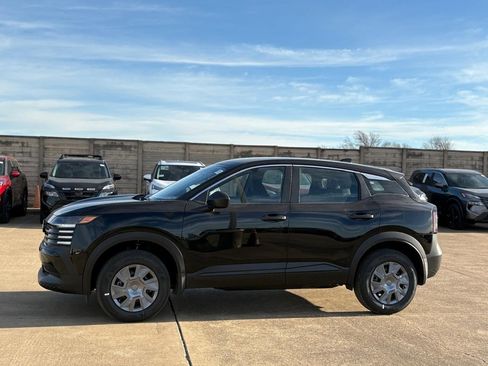 New 2026 Nissan Kicks S image 7