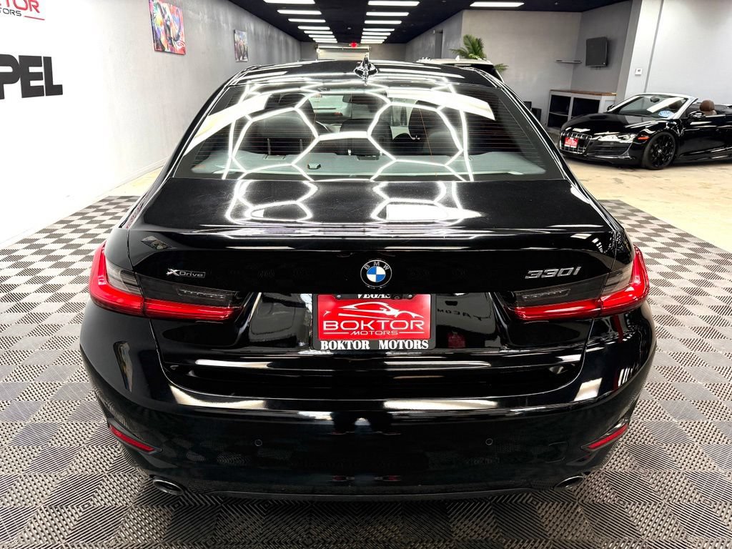 Used 2021 BMW 330i xDrive Sedan w/ Convenience Package AWD/4WD image 13