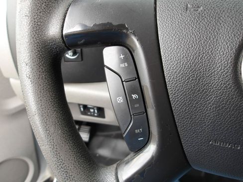 Used 2013 Chevrolet Silverado 2500 W/T AWD/4WD image 15