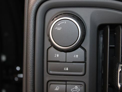 Used 2026 Chevrolet Silverado 2500 Custom w/ Custom Value Package AWD/4WD image 41
