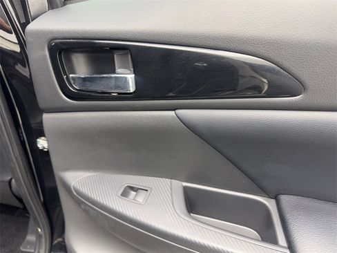 Used 2024 Mitsubishi Eclipse Cross SE image 43