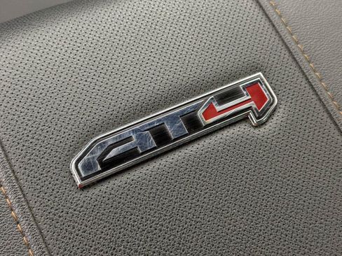 Used 2024 GMC Sierra 2500 AT4 w/ AT4 Premium Plus Package AWD/4WD image 31