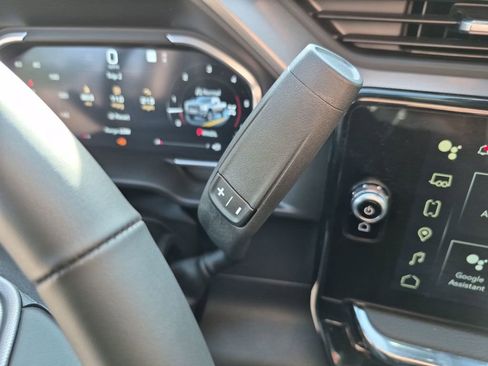 New 2026 GMC Sierra 2500 Denali w/ Denali Reserve Package AWD/4WD image 27