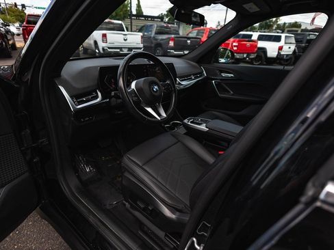 Used 2023 BMW X1 xDrive28i image 13