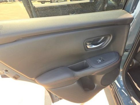 Used 2025 Honda HR-V Sport image 12
