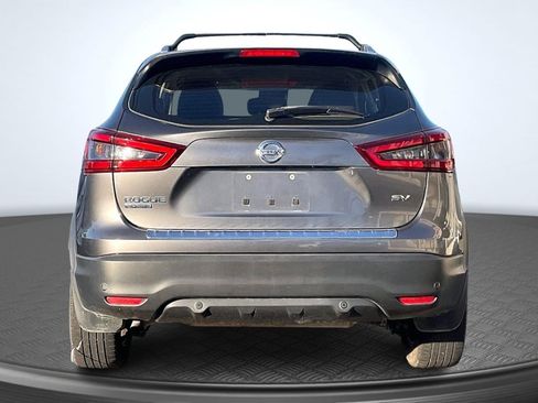 Used 2020 Nissan Rogue Sport SV image 4
