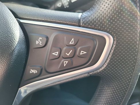 Used 2022 Chevrolet Malibu LT FWD image 25