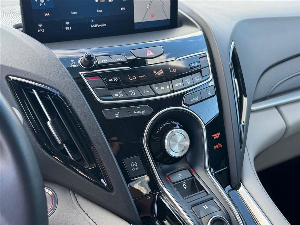 Used 2019 Acura RDX w/ Technology Package AWD/4WD image 25