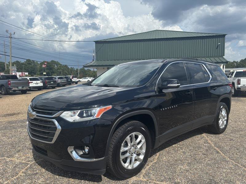 Used 2021 Chevrolet Traverse LT AWD/4WD image 1