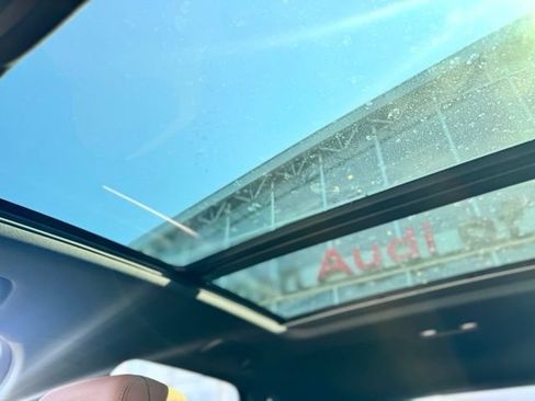 Certified 2024 Audi Q3 2.0T Premium Plus AWD/4WD image 40