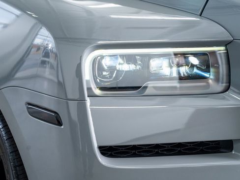 Used 2019 Rolls-Royce Cullinan image 22