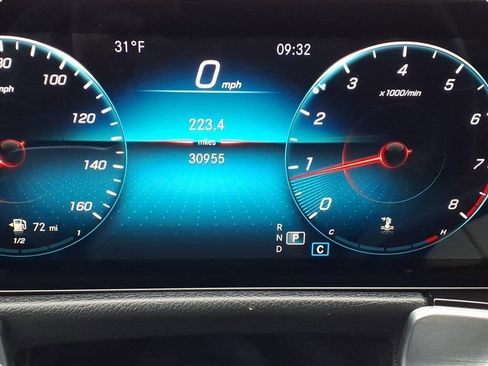 Used 2022 Mercedes-Benz GLB 250 GLB 250 image 25